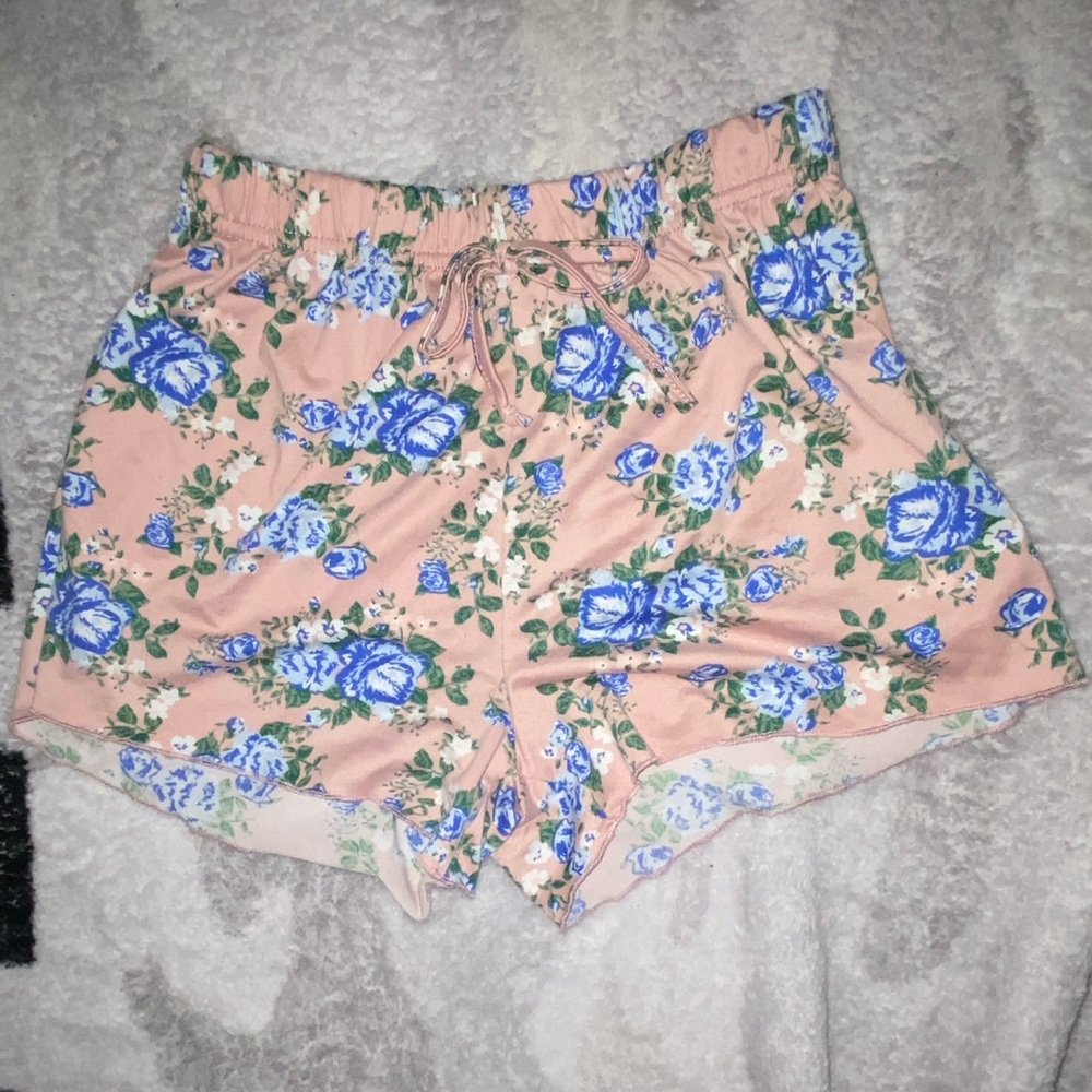 3/$20 Doof Girl Silky Shorts💙